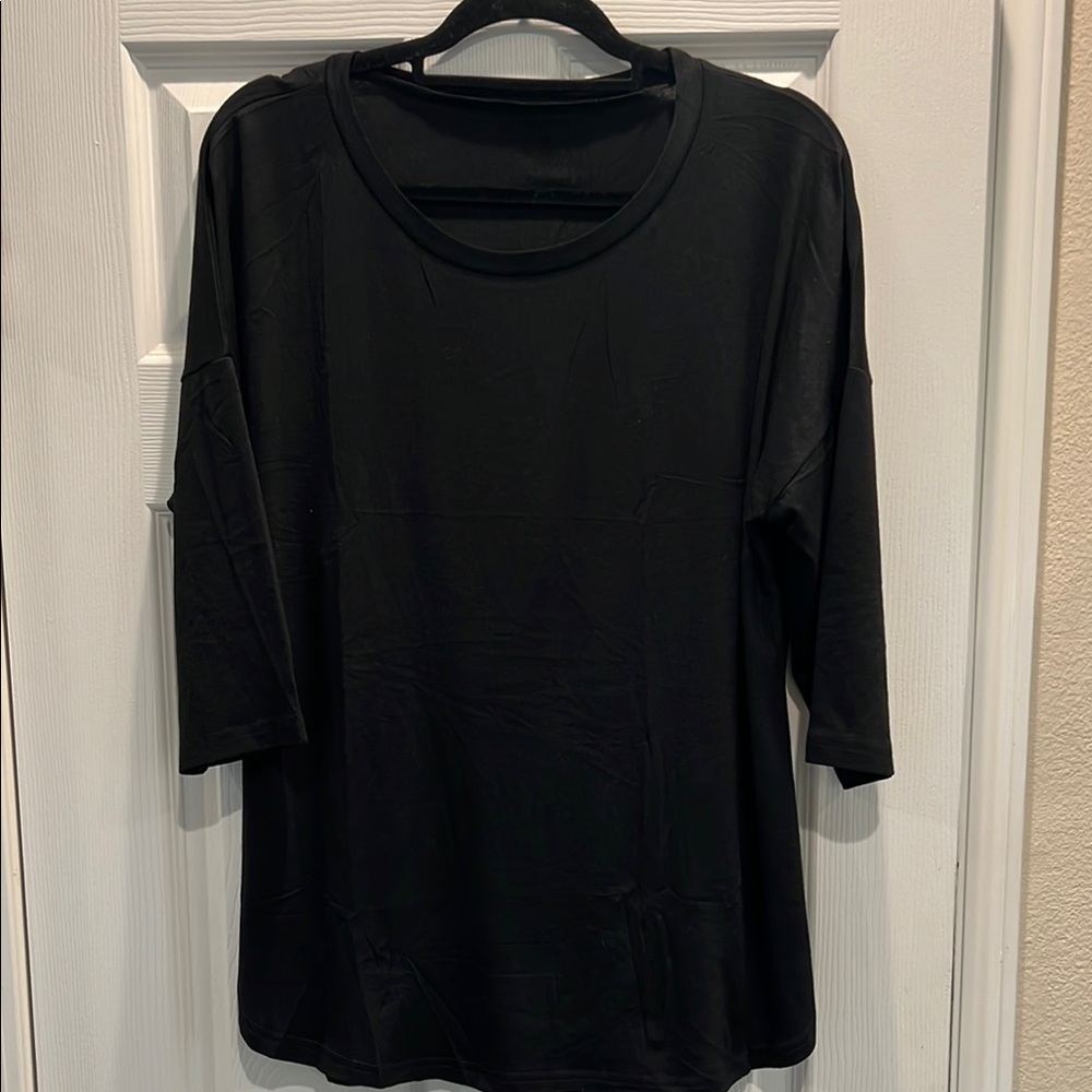 Classic Black Women's Top XL - Picture 1 of 5
